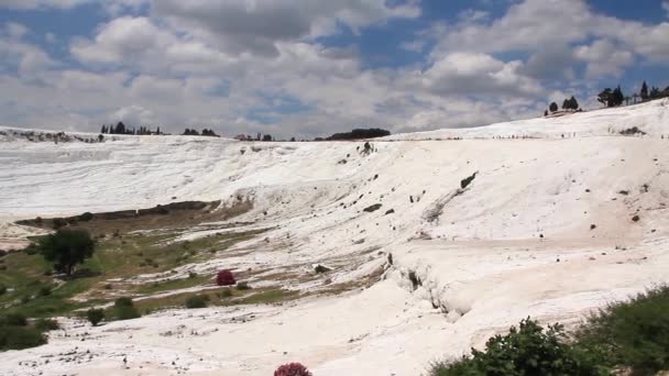 Pamukkale - bawełna zamek denizli prowincja w południowo-zachodniej Turcji — Wideo stockowe