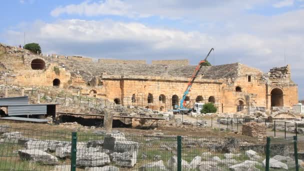 Amfiteatern av hierapolis antika staden. Turkiet — Stockvideo