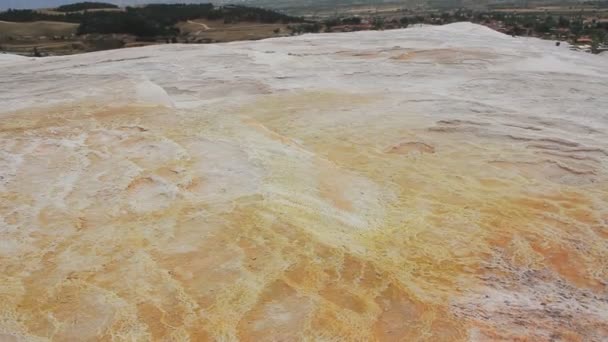 Pamukkale - katoen kasteel denizli provincie in het zuidwesten van Turkije — Stockvideo