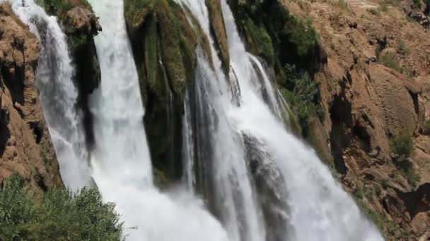 Дуденский водопад в Анталии — стоковое видео
