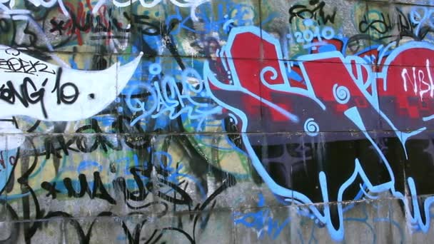 Graffitin — Stockvideo