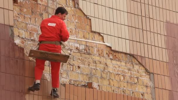 Trabajadores de la construcción — Vídeo de stock