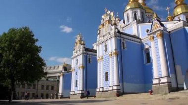 mikhailovsky altın kubbeli Manastırı mikhailovskaya Meydanı Kiev, Ukrayna