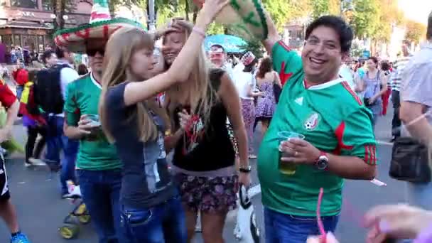 Mexican football fans before final match of European Football Championship — Stock Video