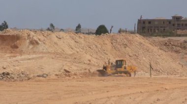 Sarı buldozer