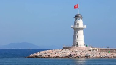 gemi ve Beyaz feneri
