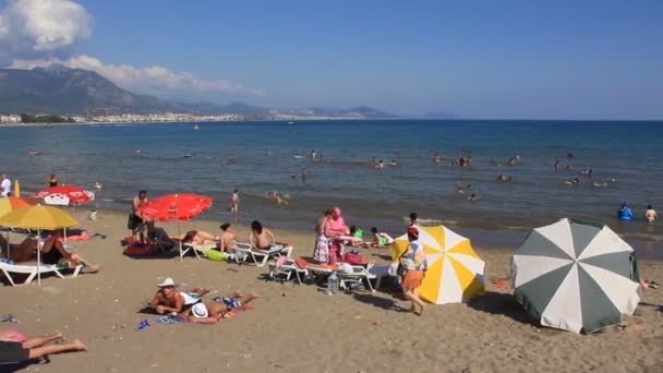 Beach in Alanya, Turkey — Stock Video