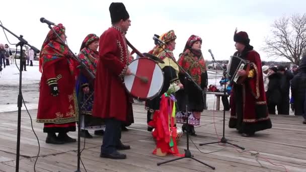 Блинный фестиваль. Уникальная украинская народная песня — стоковое видео