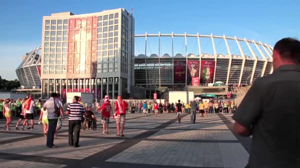 Olympiyskiy stadion před finále Mistrovství Evropy — Stock video