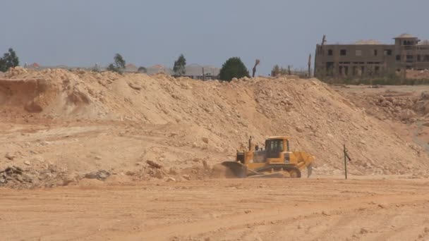 Bulldozer amarelo — Vídeo de Stock