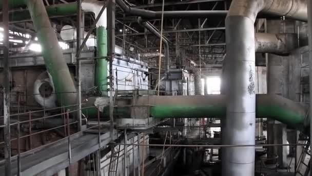 Innenraum des alten Kraftwerks — Stockvideo