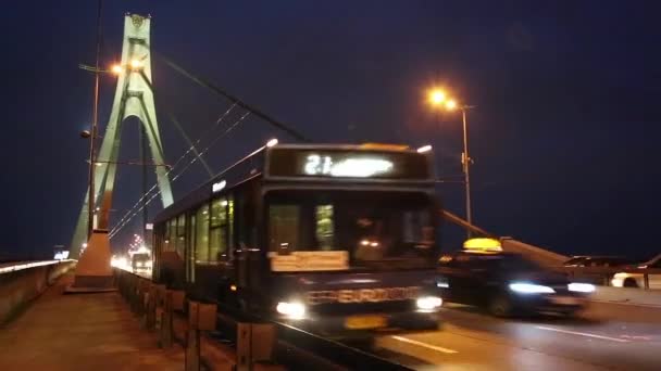 Road traffic on the bridge in nighttime — Stock Video