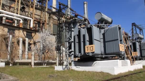 Heat electropower station. Transformers. Outdoor switchgear — Stock Video