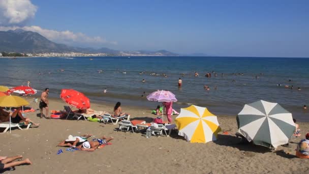 Praia em Alanya, Turquia — Vídeo de Stock