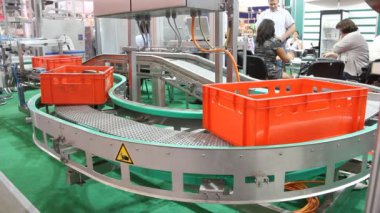 Manufacturing equipment