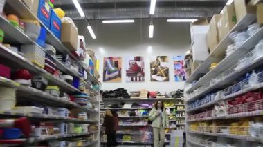 Süpermarkette alıcı