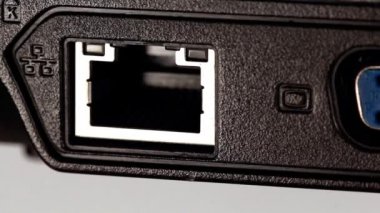 LAN bağlantı noktası laptop