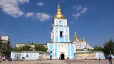 mikhailovsky altın kubbeli Manastırı mikhailovskaya Meydanı Kiev, Ukrayna