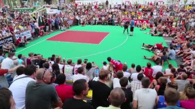 Kiev, Ukrayna - Ağustos 24: Bağımsızlık günü kutlamaları, kiev, Ukrayna, Ağustos 24, 2012 için adanmış khreschatyk sokak üzerinde son Ukrayna streetball Ligi