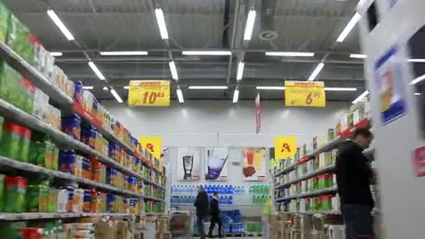 Im Supermarkt — Stockvideo
