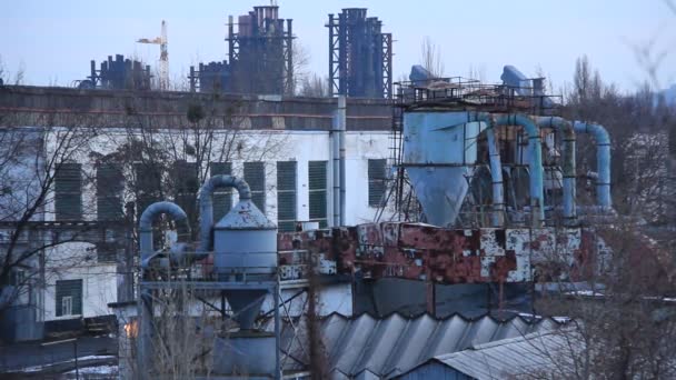 Blick auf ein Elektrokraftwerk — Stockvideo