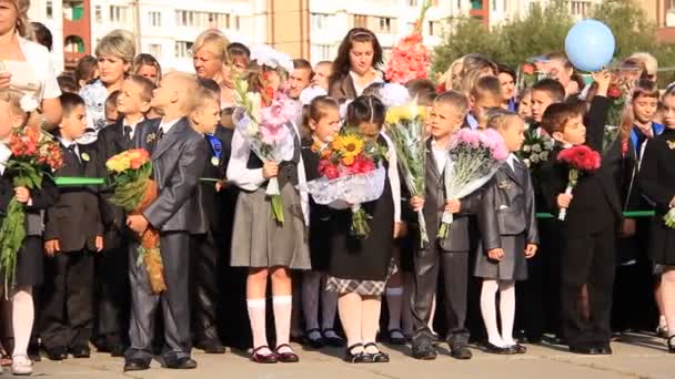 Eerste september. begin van het schooljaar — Stockvideo