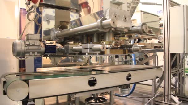Manufacturing equipment — Stok video