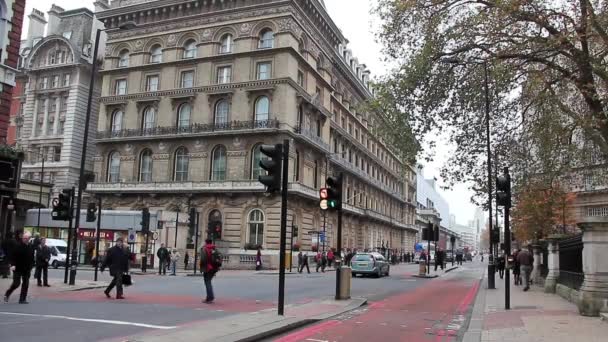 LONDRES, INGLÊS, NOVEMBRO 15, 2012: rua em Londres, Inglaterra, 15 de novembro de 2012 — Vídeo de Stock