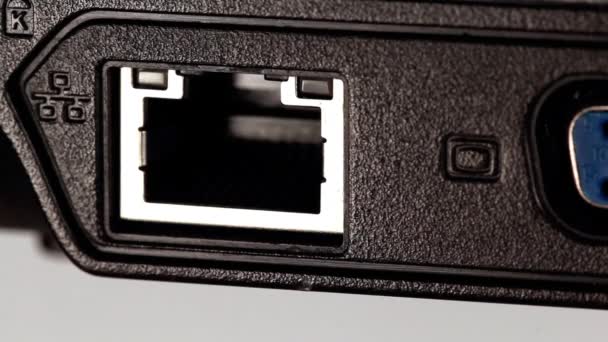 Porta LAN no laptop — Vídeo de Stock