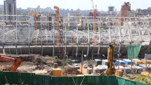 Rekonstruktion des republikanischen Fußballstadions für die EM 2012 in Kiew, Ukraine — Stockvideo