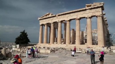 parthenon yakın kişi
