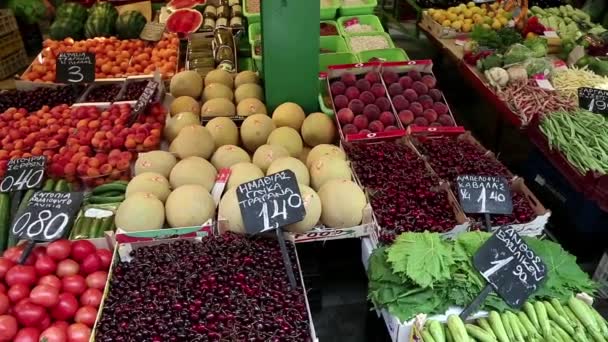 Comptoir de magasin avec fruits — Video