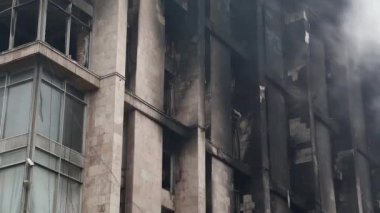 Sendika Kiev, Ukrayna Khreshchatyk'a Caddesi üzerinde Binası yanmış
