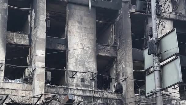 烧毁建筑工会在基辅，乌克兰 — 图库视频影像