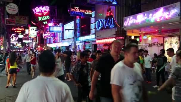 Distrito de luz vermelha em Pattaya — Vídeo de Stock