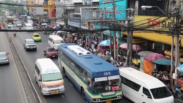 Ruchu drogowego w bangkok, Tajlandia — Wideo stockowe