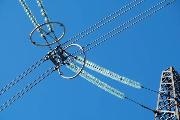 Isoladores Linhas Elétricas Alta Tensão — Fotografia de Stock