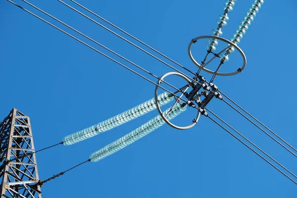 Isoladores Linhas Elétricas Alta Tensão — Fotografia de Stock