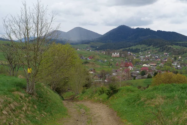 Ukrayna Nın Karpat Dağı Ndaki Volosianka Köyü — Stok fotoğraf