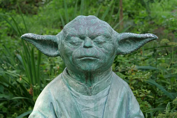 Kyiv Ukraine July 2022 Sculpture Master Yoda Fictional Character Star — Stock Photo, Image