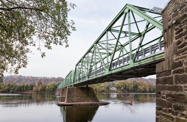 Uhlerstown-Frenchtown Bridge over the Delaware River Connecting  clipart