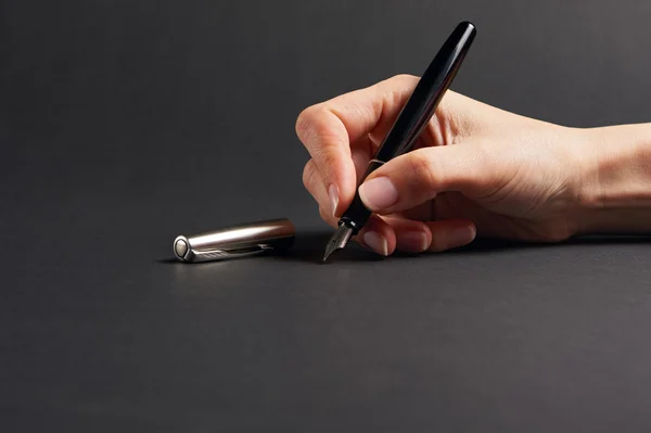 Χέρι με πένα — Φωτογραφία Αρχείου