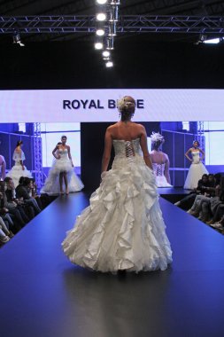 düğün elbise moda defilesi