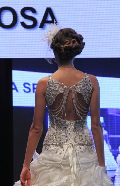 düğün elbise moda defilesi