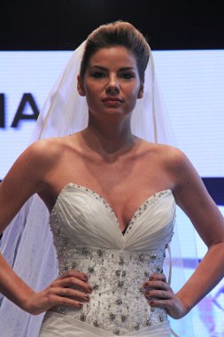 düğün elbise moda defilesi