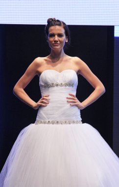 düğün elbise moda defilesi