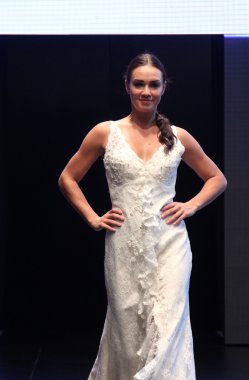 düğün elbise moda defilesi