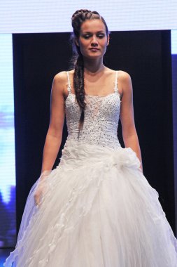 düğün elbise moda defilesi