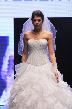 düğün elbise moda defilesi