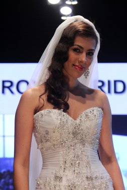 düğün elbise moda defilesi